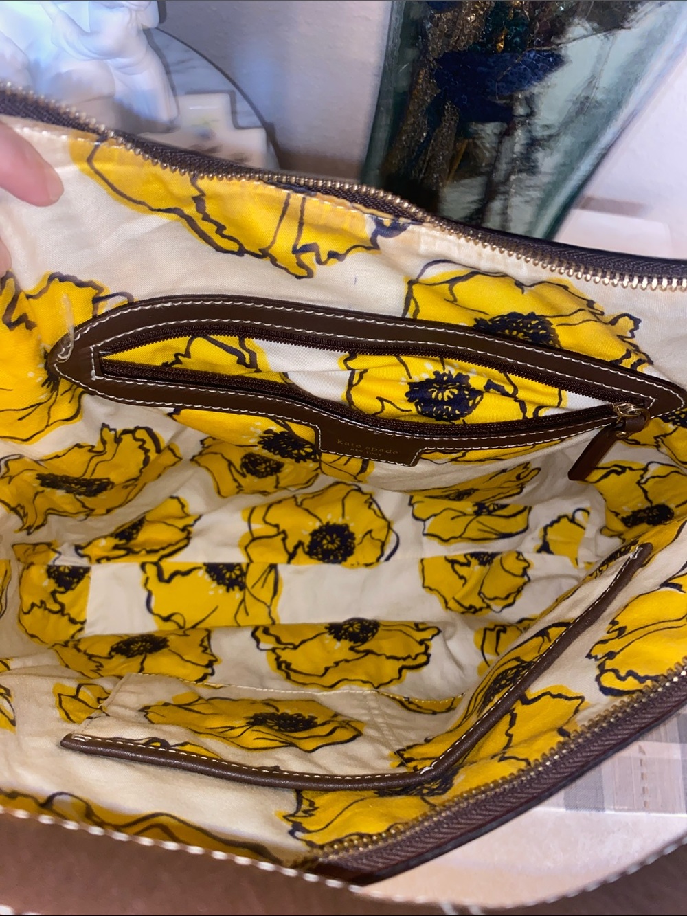 Kate Spade New York Vintage, Collectors, Y2K , Leather Tote Bag – Rare Find - Picture 11 of 16